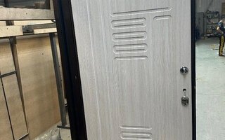 дверь с терморазрывом, вид внутри